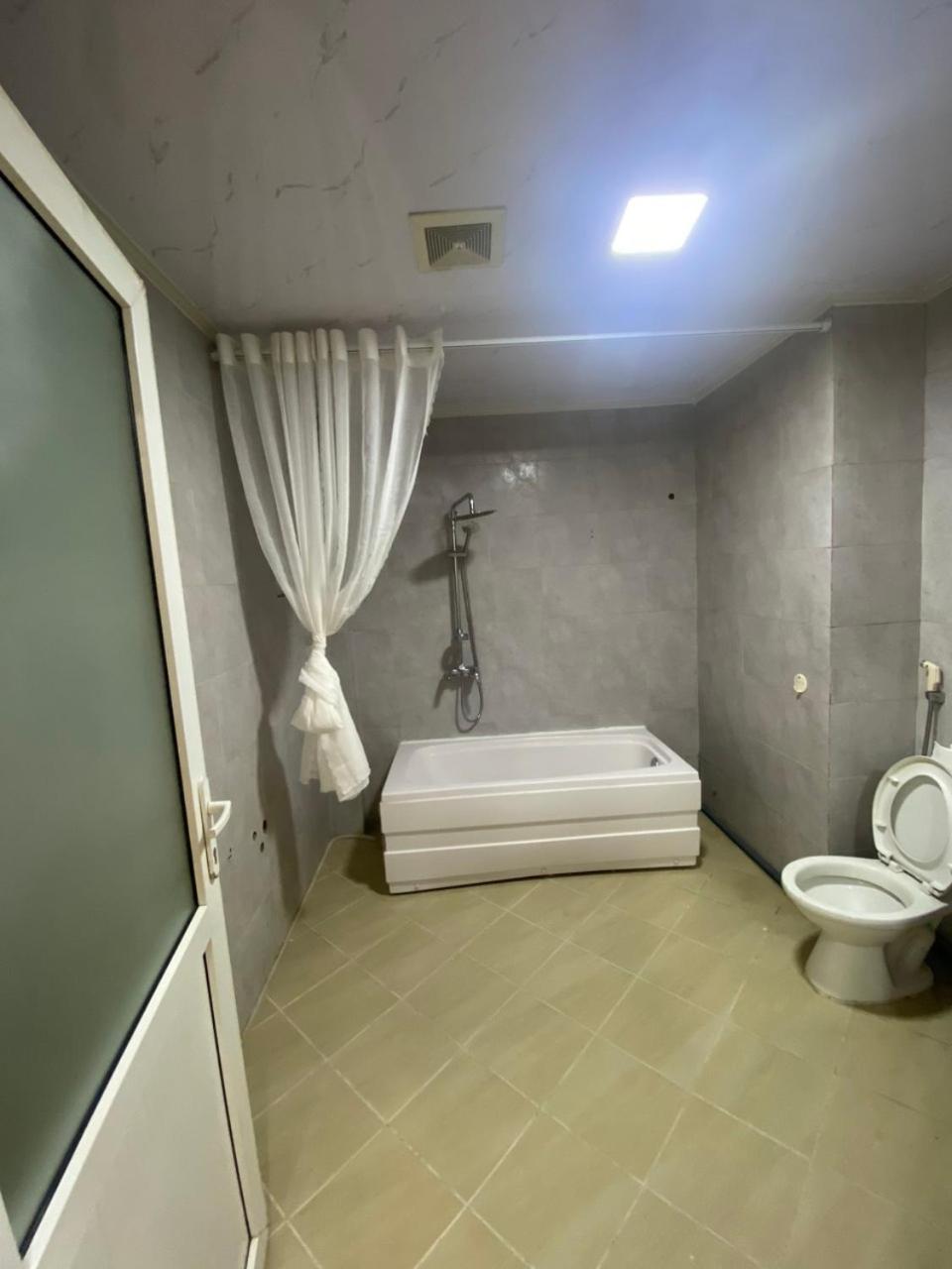 האנוי Luxe Paradise Residence 51 Ton Duc Thang מראה חיצוני תמונה